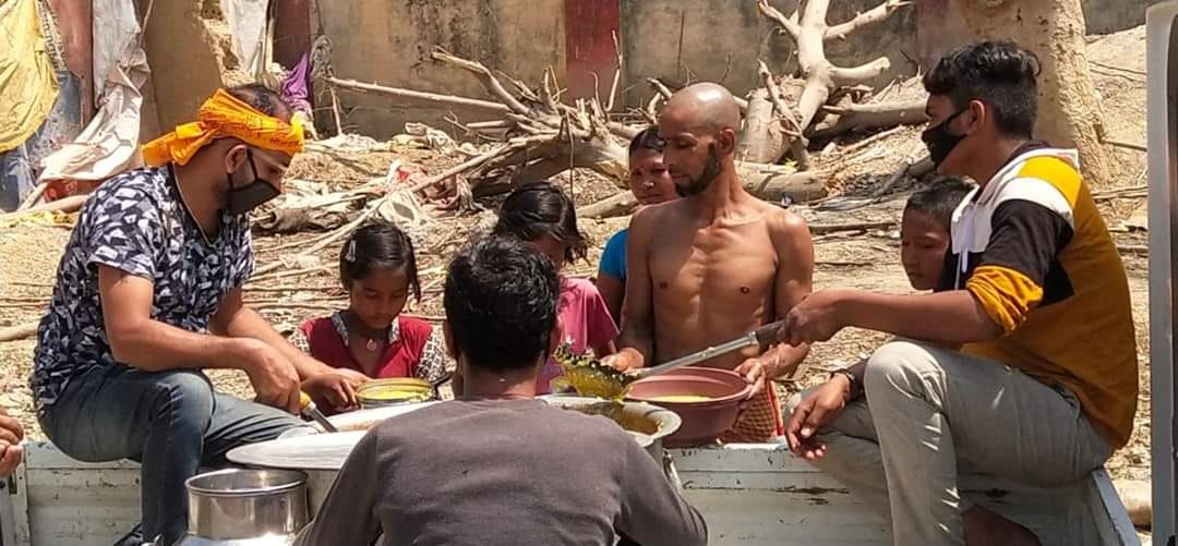 In the lock down, the workers left destitute, monasteries and temples extended help