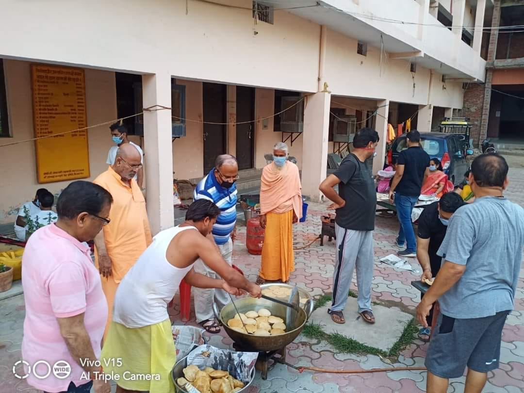 Kailash Math came forward to help the helpless in lock down, commendable work started