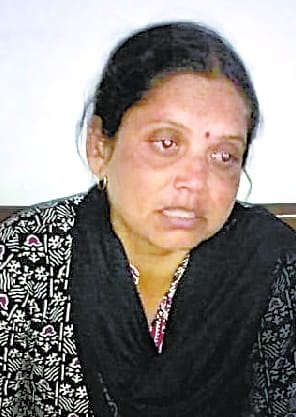 Woman wandering for permission to bring her daughter trapped in Noida