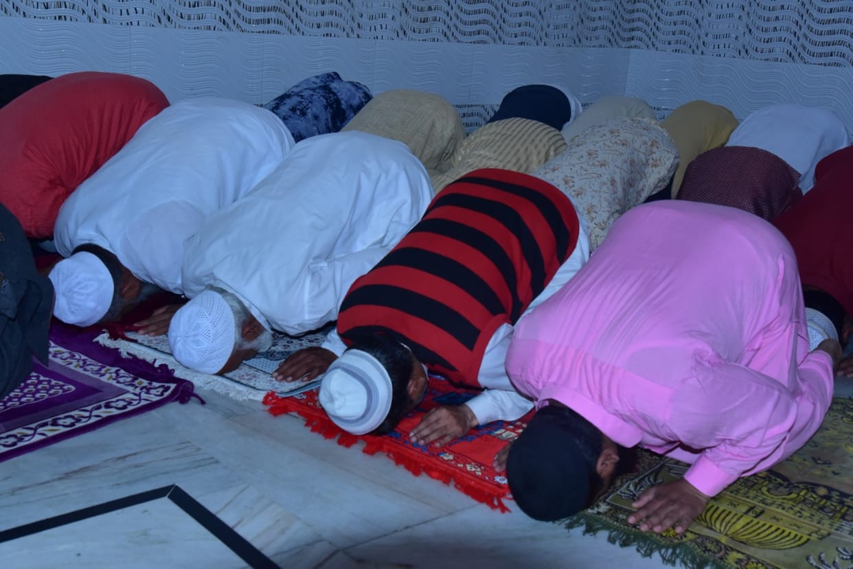 Lockdown: The prayers offered in mosques were not read