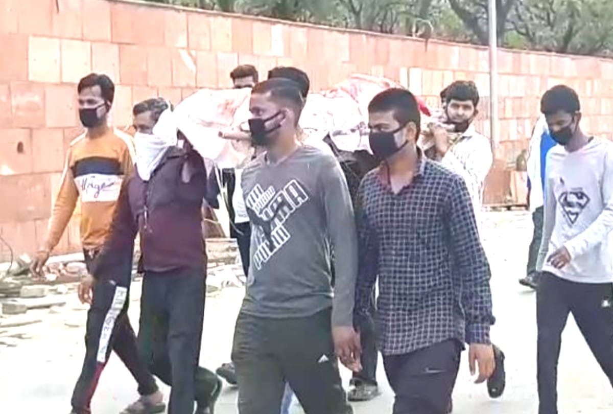 Lockdown in Agra News Update Young Man Gave Awareness Message About Coronavirus