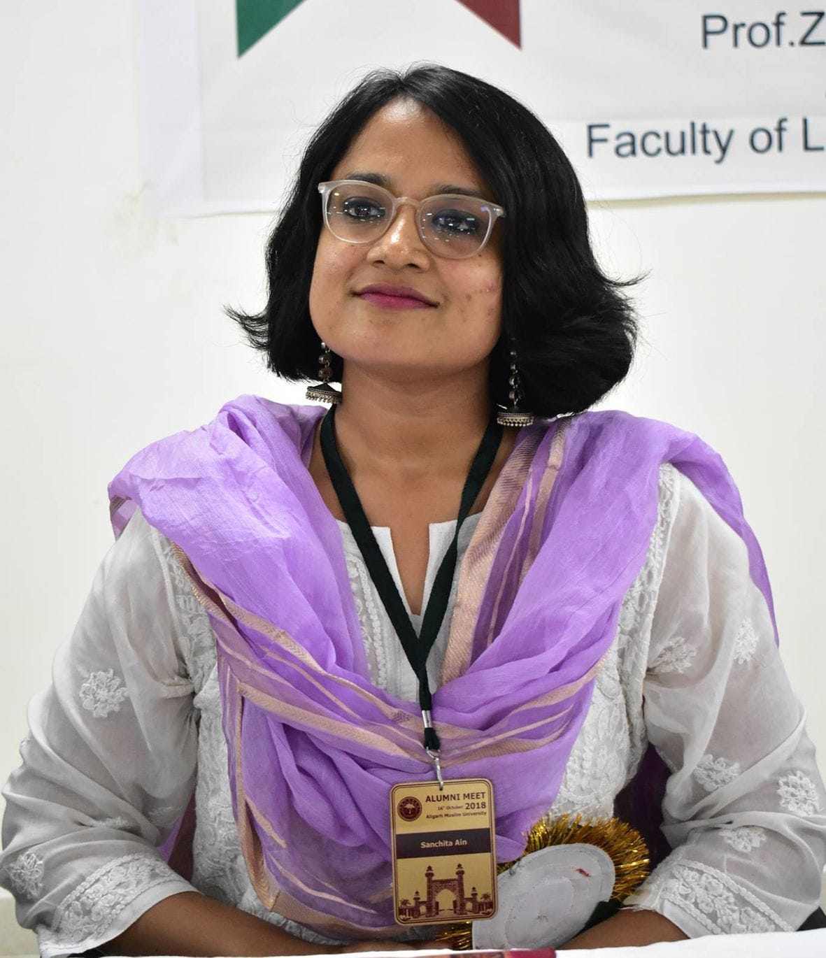 Amu ex-student has cracked supreme court exam in her first attempt.