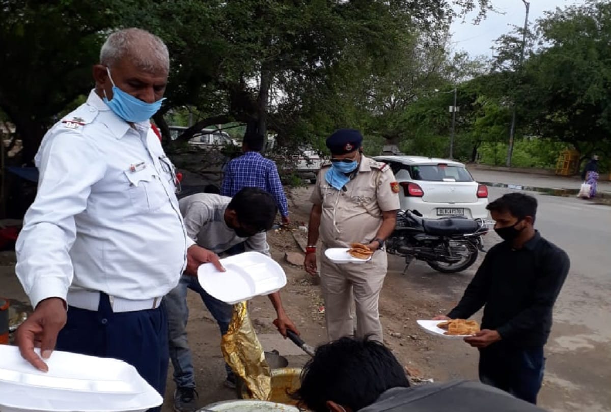 Coronavirus india meet these heroes of society feeding hungry people needy in lockdown times
