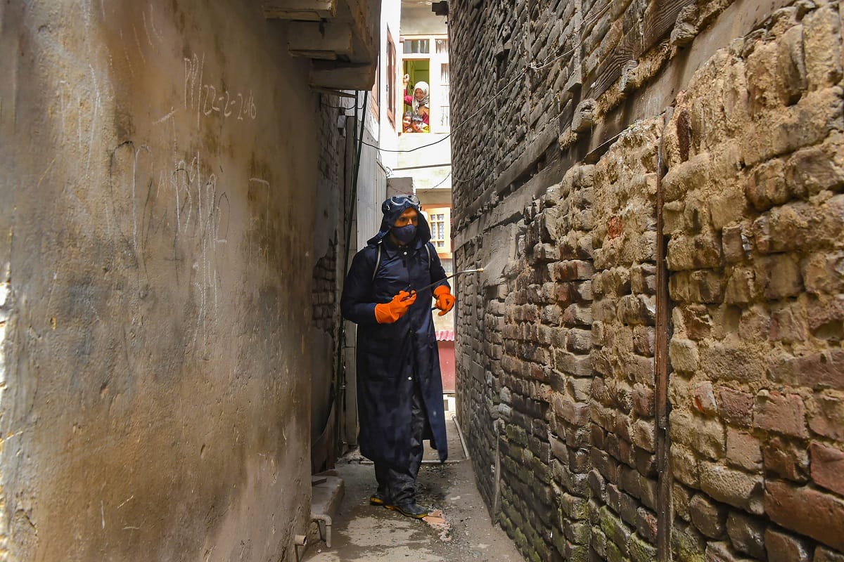 Coronavirus In India News Updates In Hindi Maharashtra Karnataka Madhya Pradesh Kerala UP Punjab Delhi Goa Lockdown