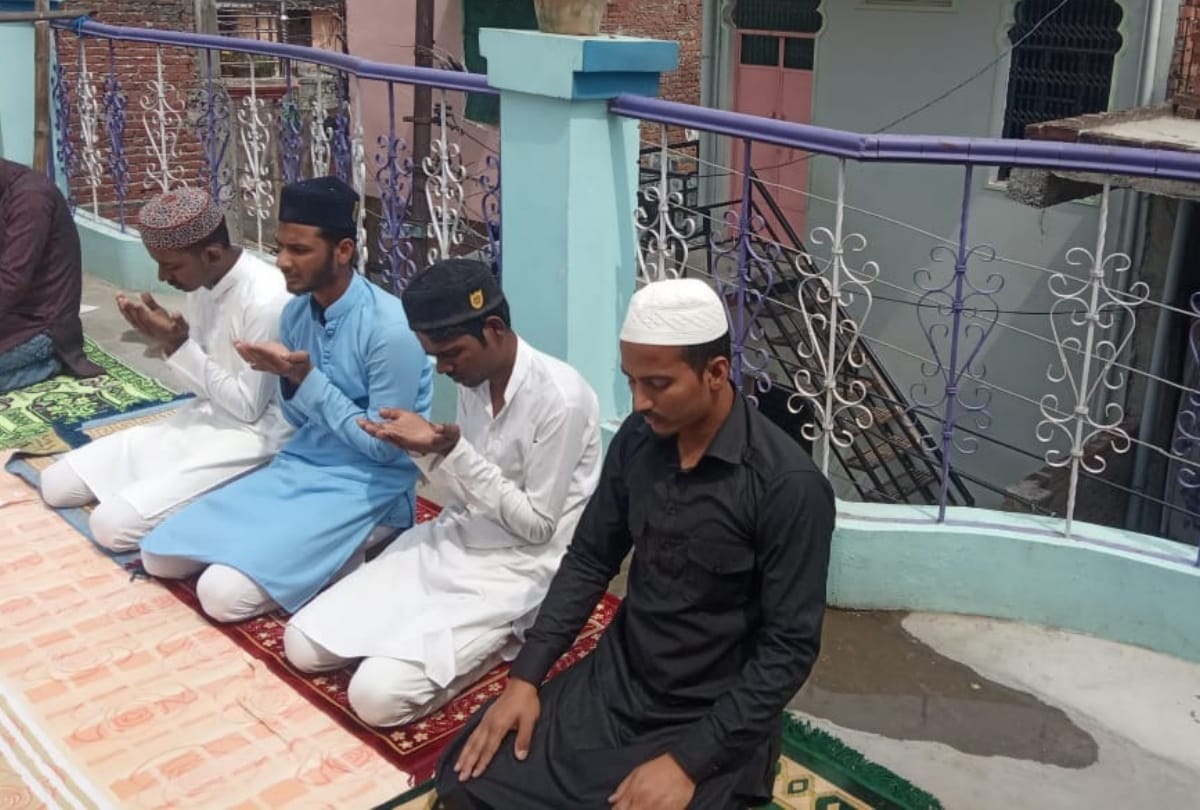Jumme ki Namaz in Gorakhpur after Lockdown due to corona