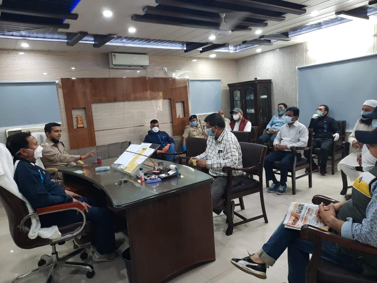 Warning and profanity from traders in Mandi, traders warned against stopping trading