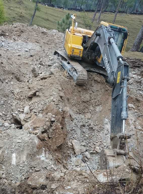 The person buried in the cave could not be removed the next day as well