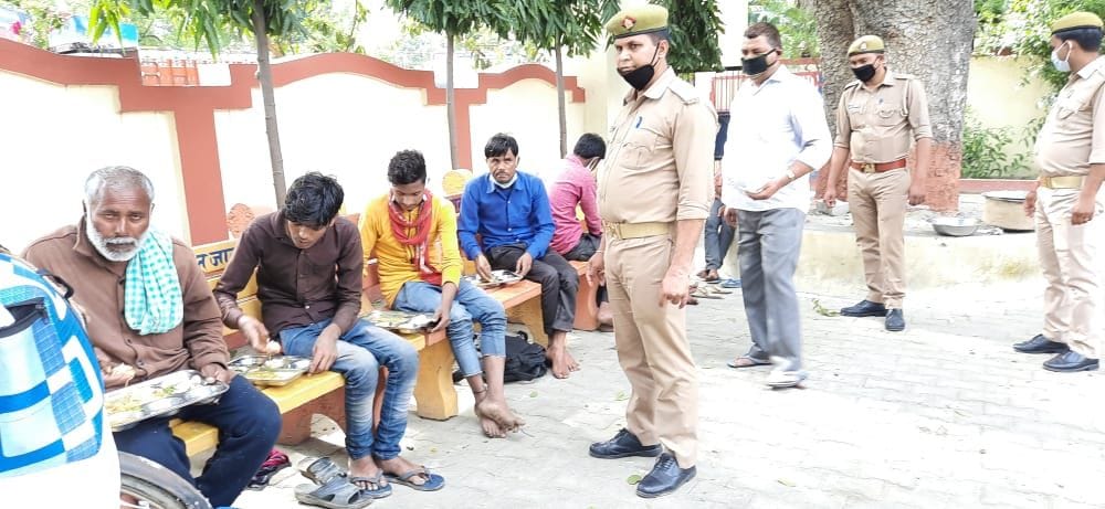 The police fed the hungry