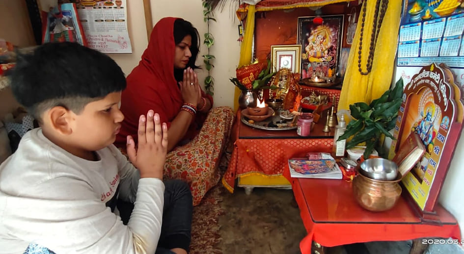 Worshiping mother Chandraghanta with reverence