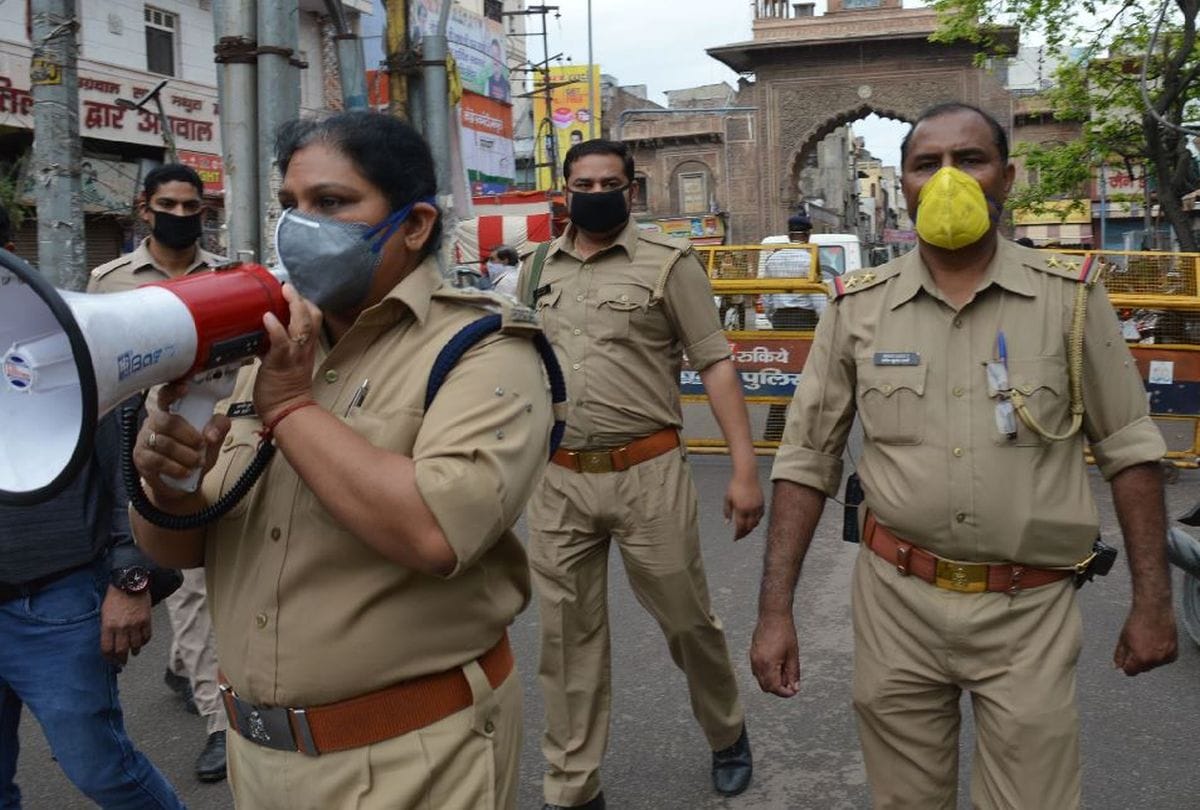 coronavirus update people violating of Lockdown in Mathura