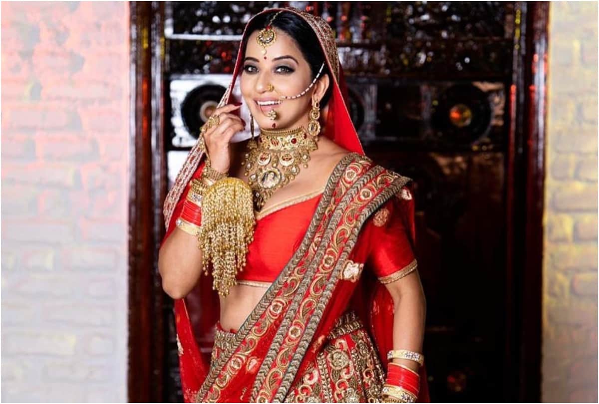 bhojpuri actress monalisa bridal photoshoot viral in lockdown