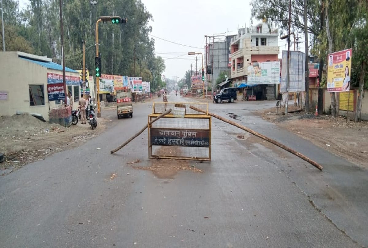 Silence on the roads on the third day of lockdown in Kanpur and surrounding districts