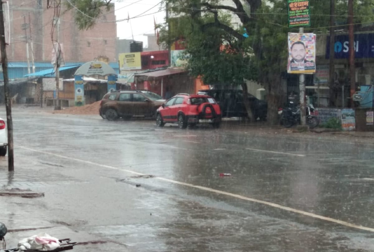 weather change due to strong winds in up