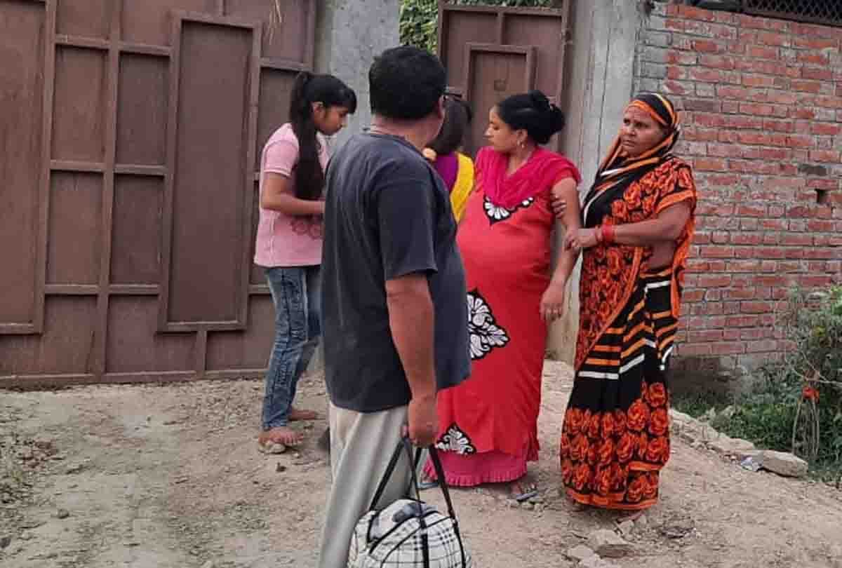 Lockdown in UP: Police engaged in all possible help in lockdown