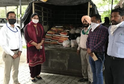 Punjab Police distributes free food to needy during lockdown in state