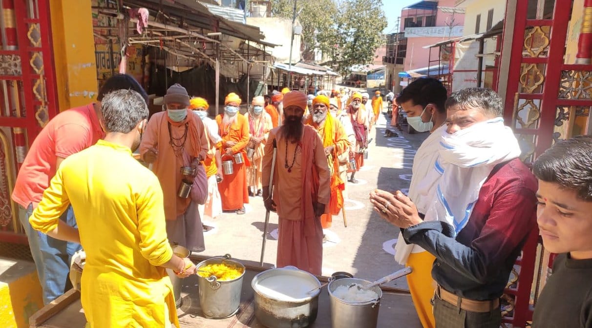 Shukdev Ashram to run at the entrance