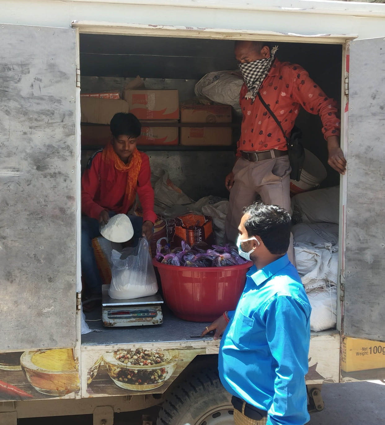 500 rupees in home delivery