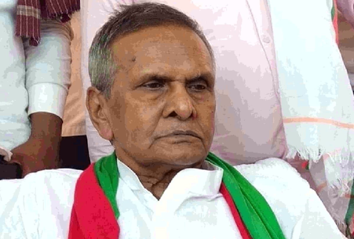 sp leader Beni Prasad Verma last rites done in Barabanki