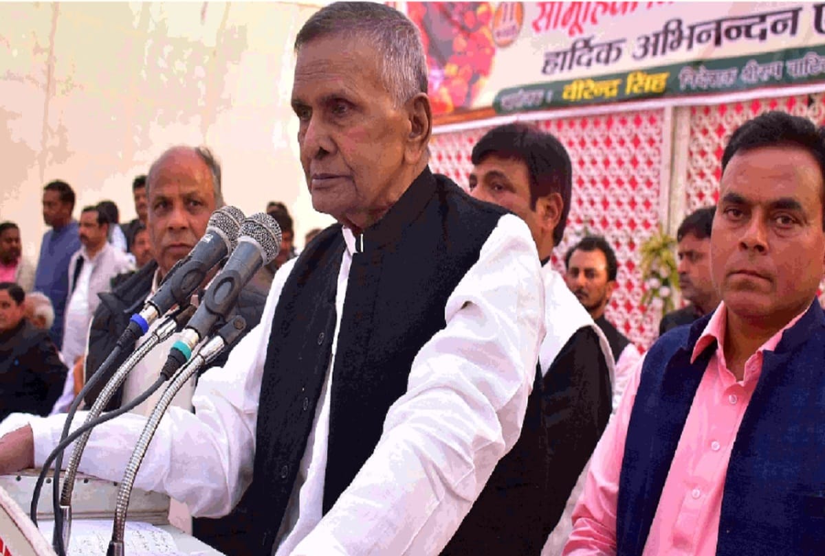 Beni Prasad Verma left party but remained close to Mulayam Singh
