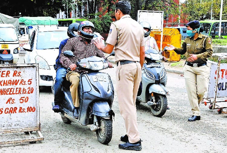 Corona Cirus, Lockdown, arrests for curfew violation in chandigarh