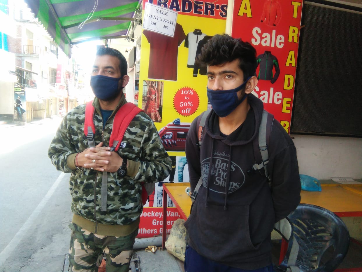 two youth  reach hamirpur by walk