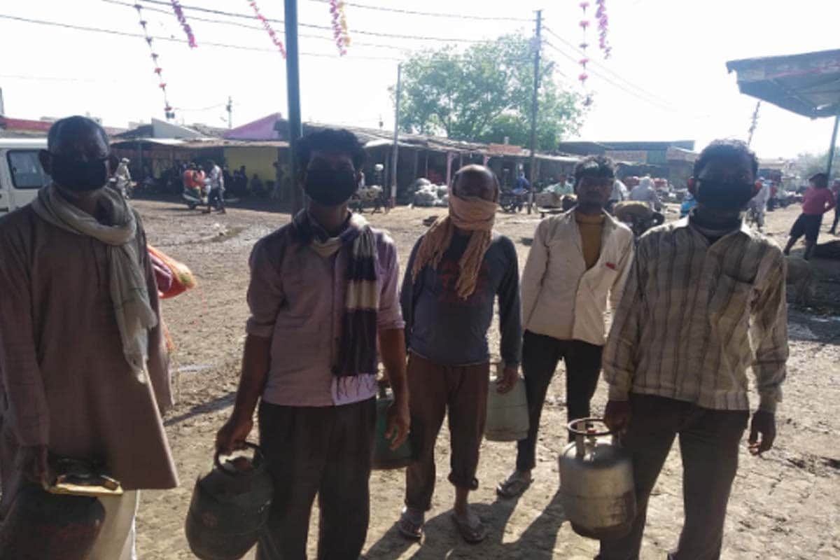 Lockdown Update News in Hindi: day four in western UP, home delivery plan fails on the firstDay