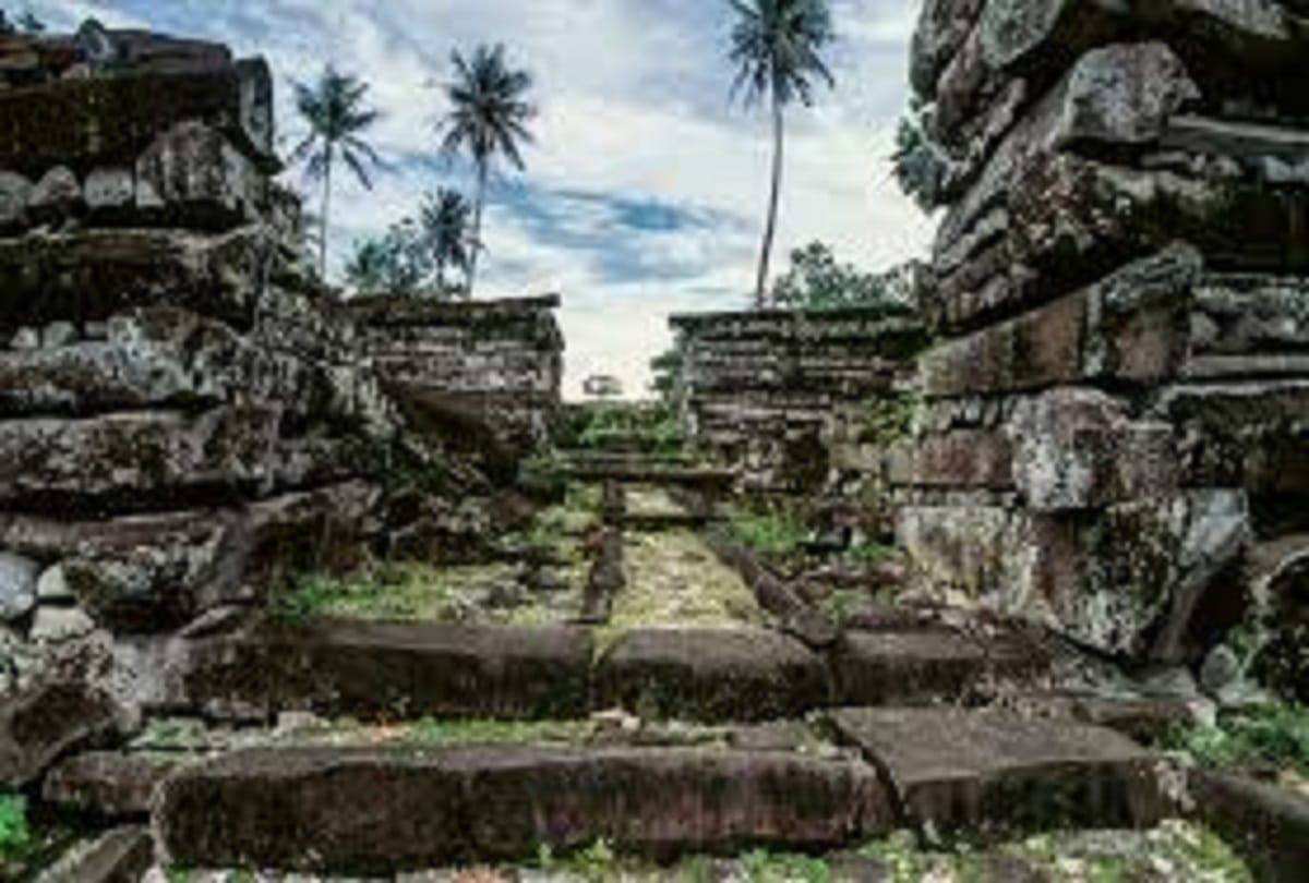 Mysterious places and Shapes in the world Which are still unsolved