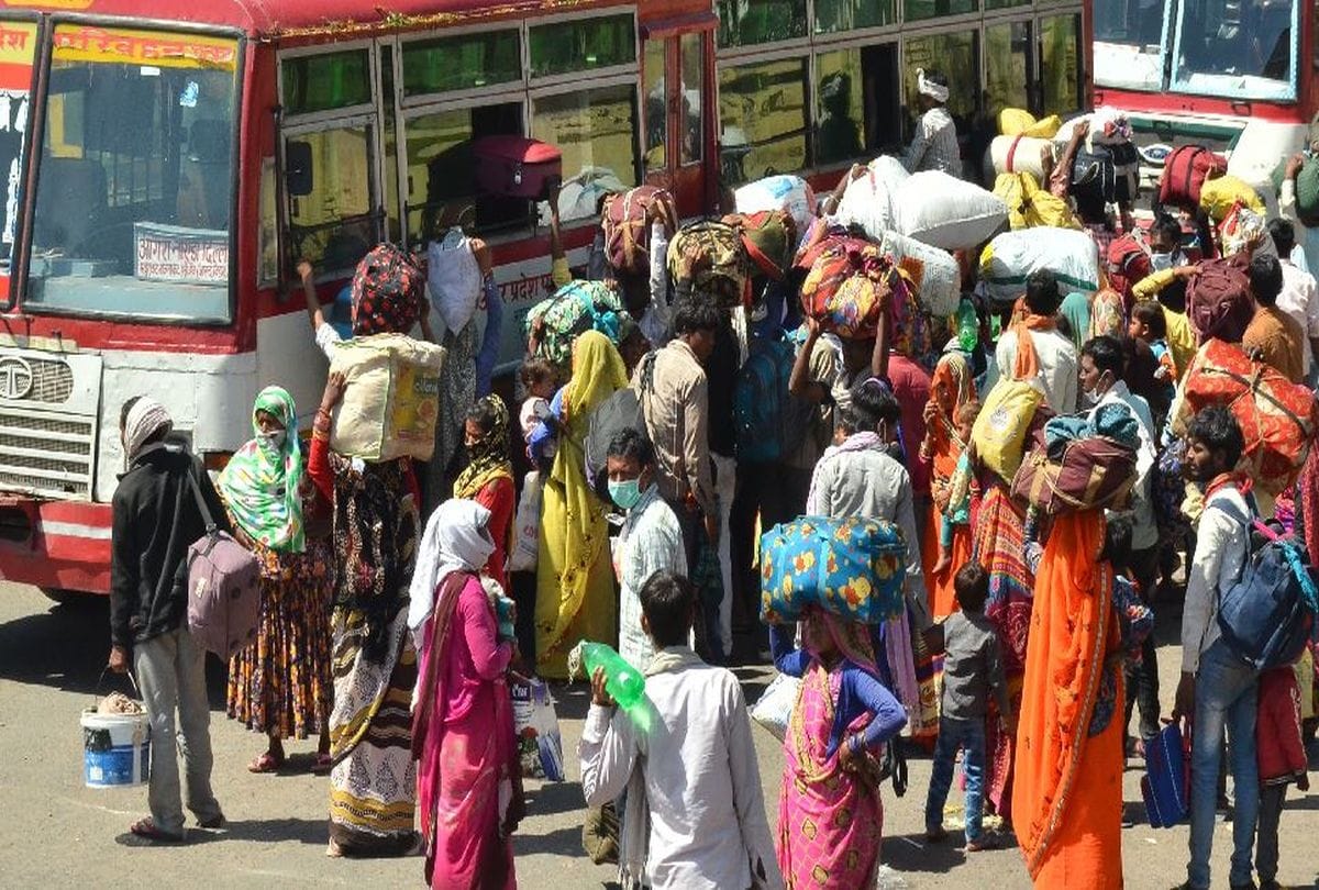 lockdown update roadways bus conductor took illegal fare from passengers in agra