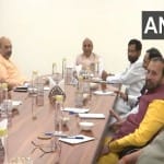 रक्षा मंत्री राजनाथ सिंह के घर उच्च स्तरीय बैठक