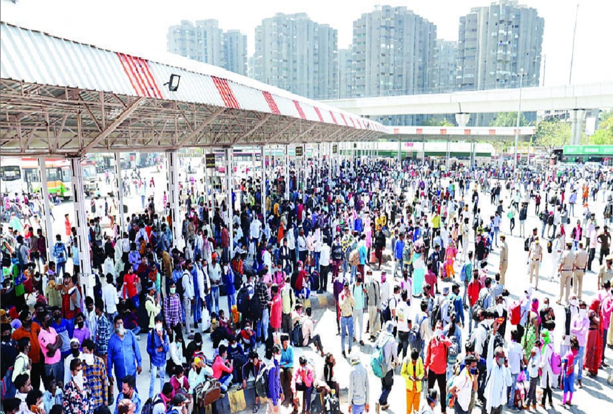 Lockdown in crisis ... More than five lakh people flee from Delhi