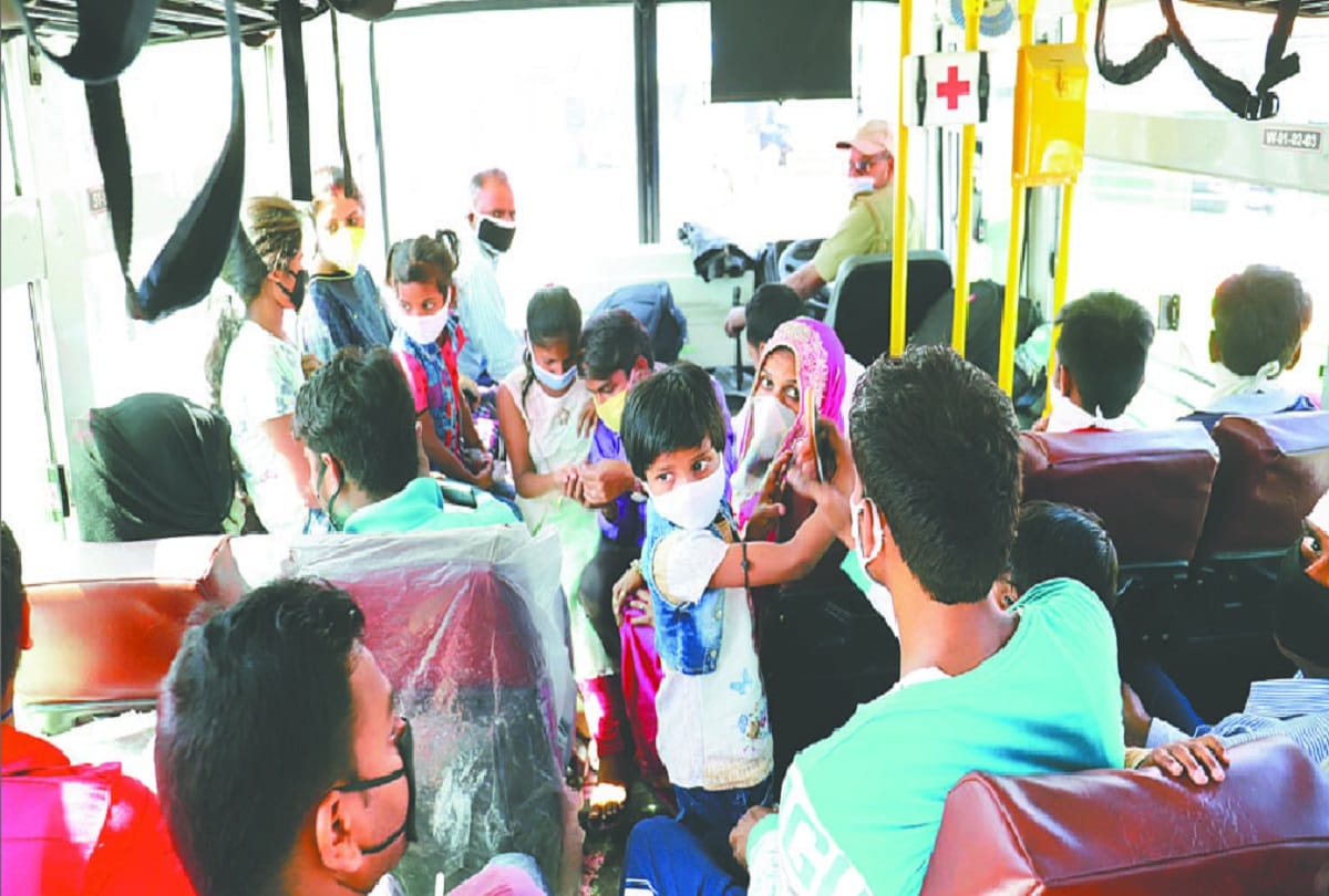 DTC launches 50 buses for Hapur-Modinagar