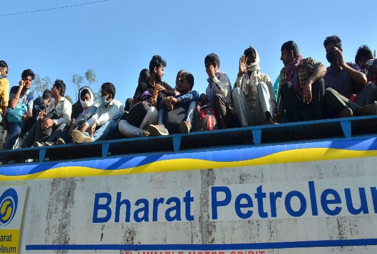 Lockdown in Agra News Latest Update Indian Army vehicles run to help of migrant workers