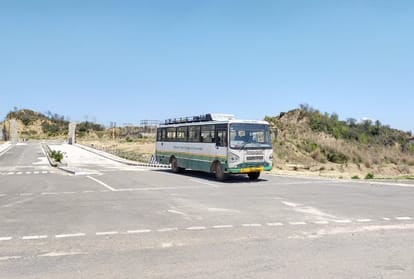 more than 400 people from Punjab reached in Una in Himachal Pradesh