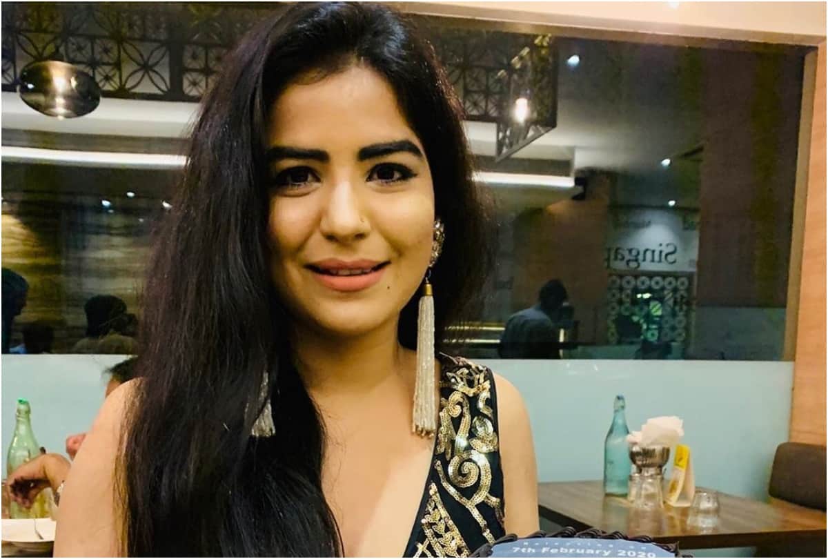 Fan film Actress Shikha Malhotra become nurse to serve Covind 19 patients Katrina Kaif reaction