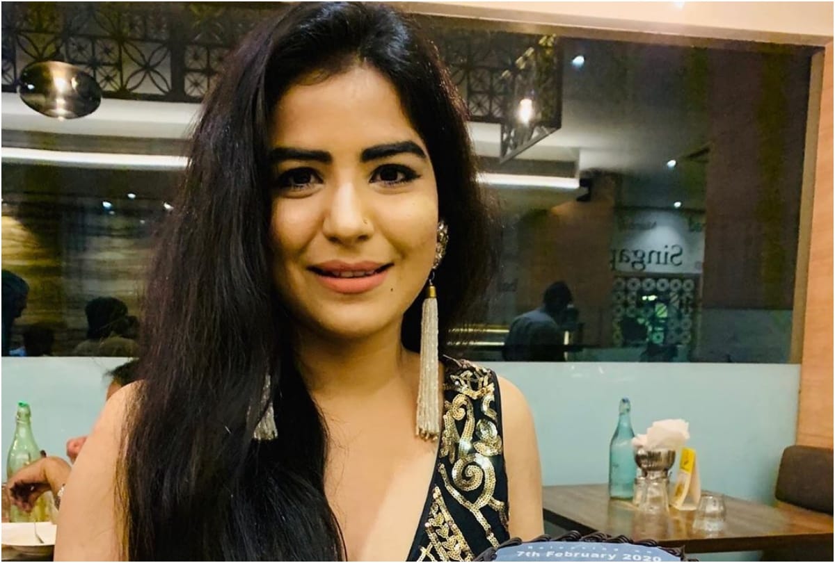 Fan film Actress Shikha Malhotra become nurse to serve Covind 19 patients Katrina Kaif reaction
