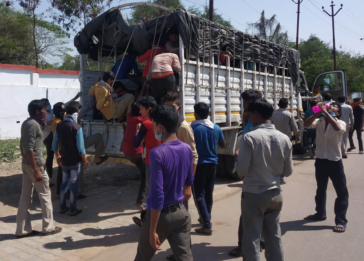 Young laborers on foot with wilted face and dry lips