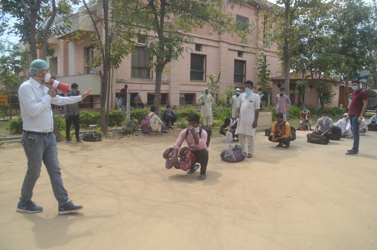 Roads are deserted again, spill pain in screening camp