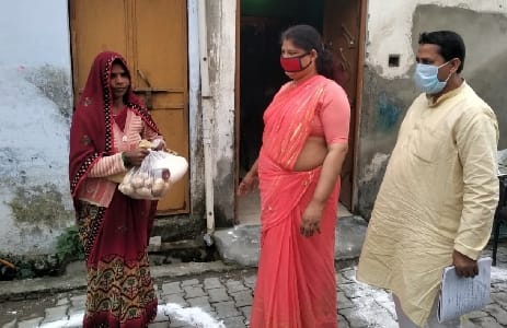 The eunuch took a unique initiative, distributing food and ration to the needy