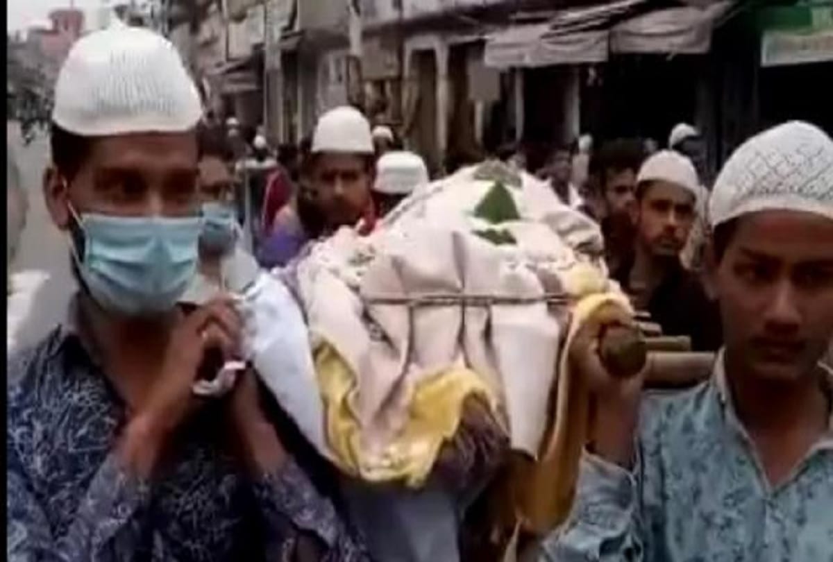 Lockdown in up bulandshahr muslims perform last rites of hindu neighbor