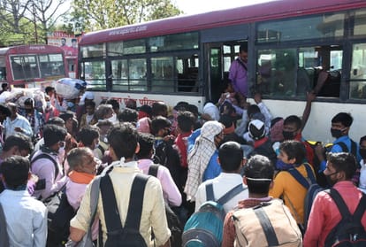 coronavirus covid 19 violation in lockdown reverse migration of thousands increases risk of community transmission