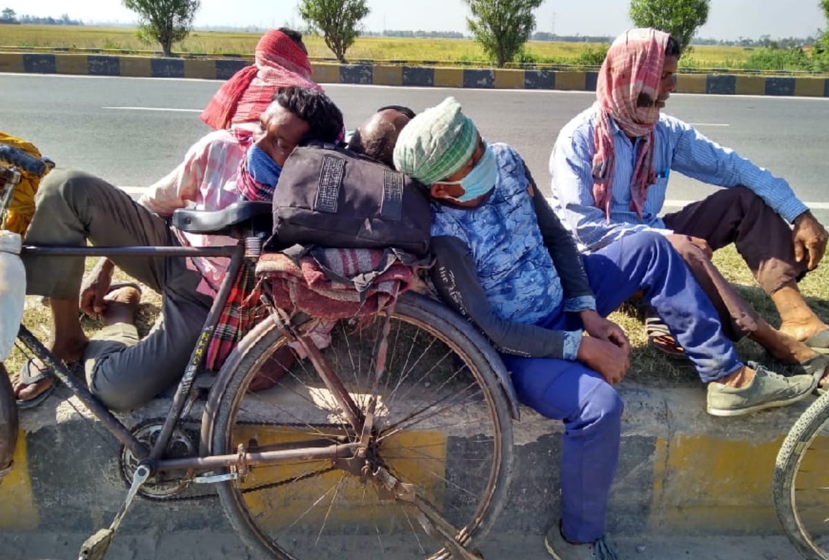 Many Workers struggle in back to Home due to Lockdown