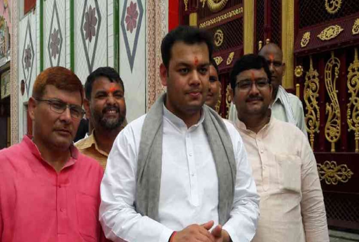 Sandeep Singh became the minister in charge of Kasganj-Mathura