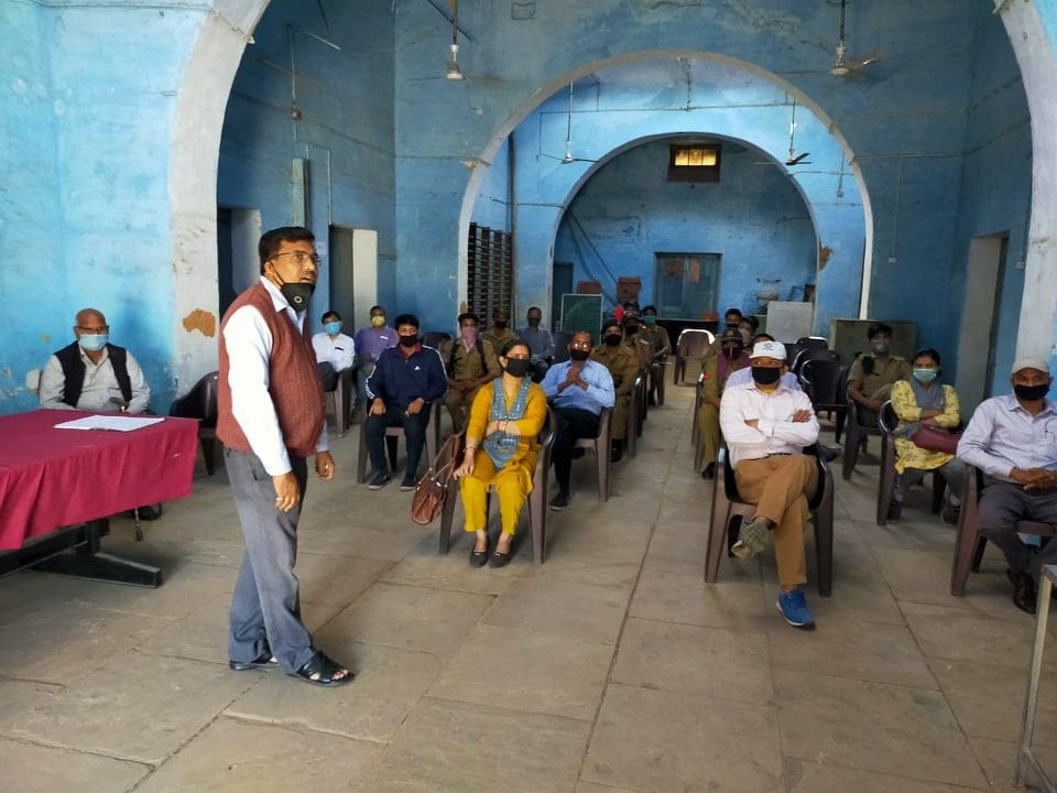 Coronavirus Lockdown Uttarakhand : Police Aware People Like  Salman khan Jai ho movie