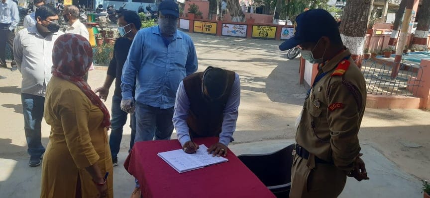 Coronavirus Lockdown Uttarakhand : Police Aware People Like  Salman khan Jai ho movie