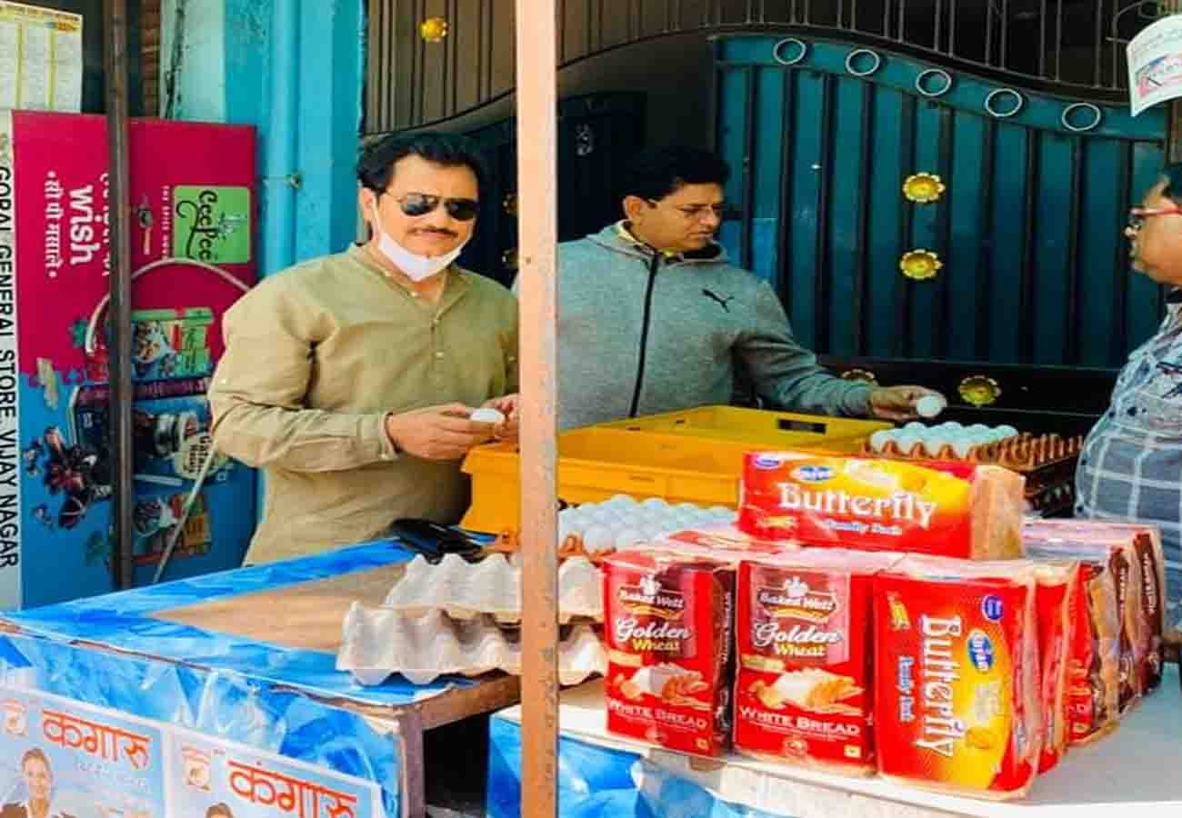 coronavirus lockdown in kanpur, police alert on shopkeepers black marketing