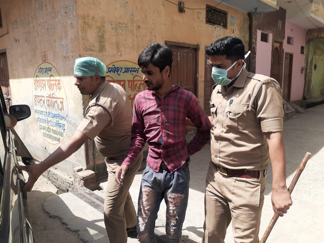 Stone-pelting, stampede in two sides due to fighting with a youth