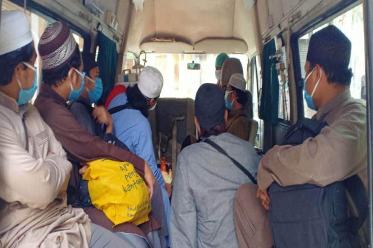 Nizamuddin Delhi Coronavirus CaseNews in Hindi: police start search for jamat in Mosque in west Up