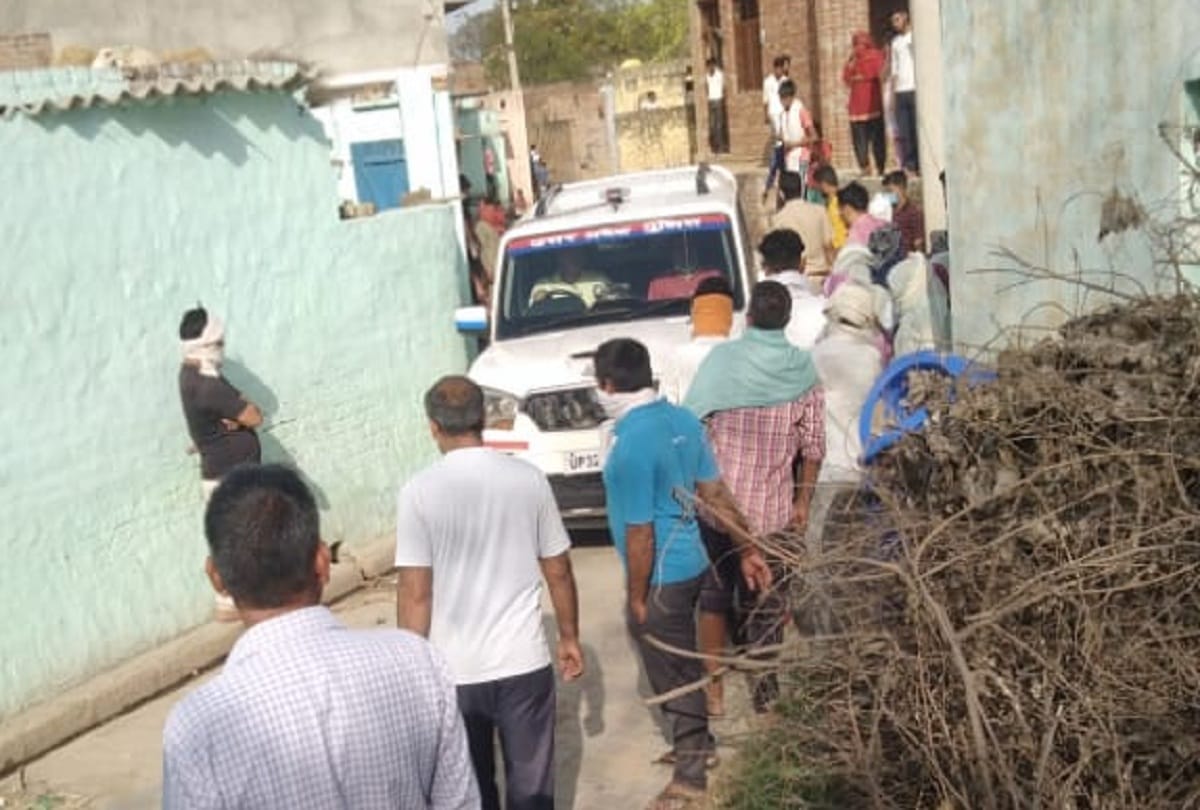 Woman and his two children died in suspicious condition in Bulandshahr