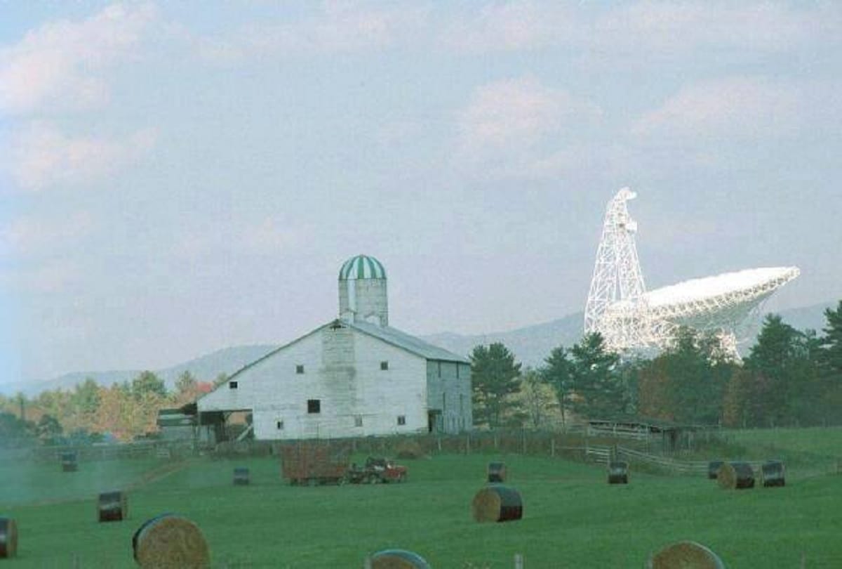 Green Bank city of West Virginia where no one can use mobile television and radio