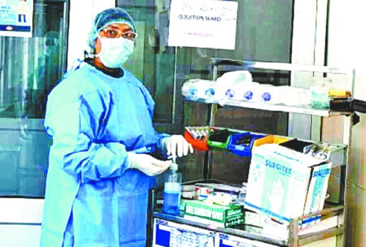 Coronavirus, Lockdown, Curfew, GMCH 32 Nursing Incharge Parminderjeet on Duty
